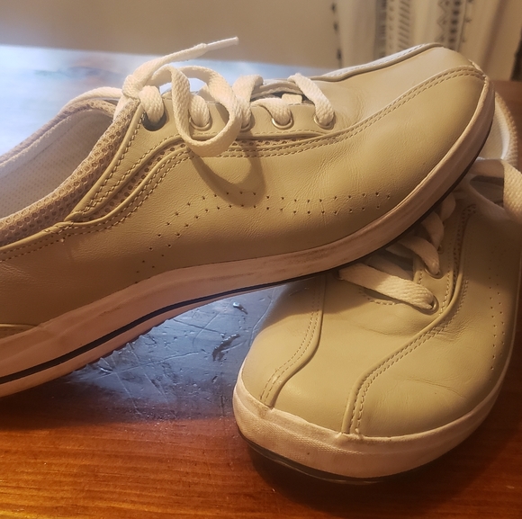 Women's Keds - Picture 2 of 3